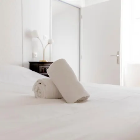La Elegance - Hyper Centre-wifi-netflix Angouleme