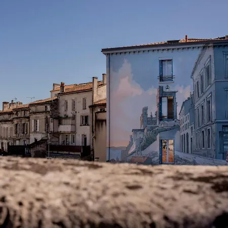 La Elegance - Hyper Centre-wifi-netflix Apartment Angouleme